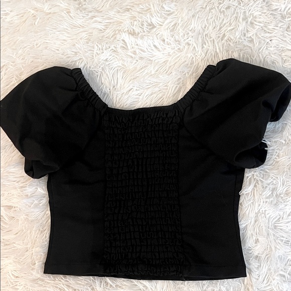 Xtraordinary Black Puff Sleeve Top with Stud Accents Size Medium NWT - Picture 2 of 8